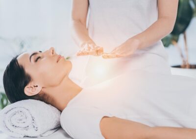 Czego naprawdę uczymy się w Reiki? Czyli co oznacza „praca z energią”
